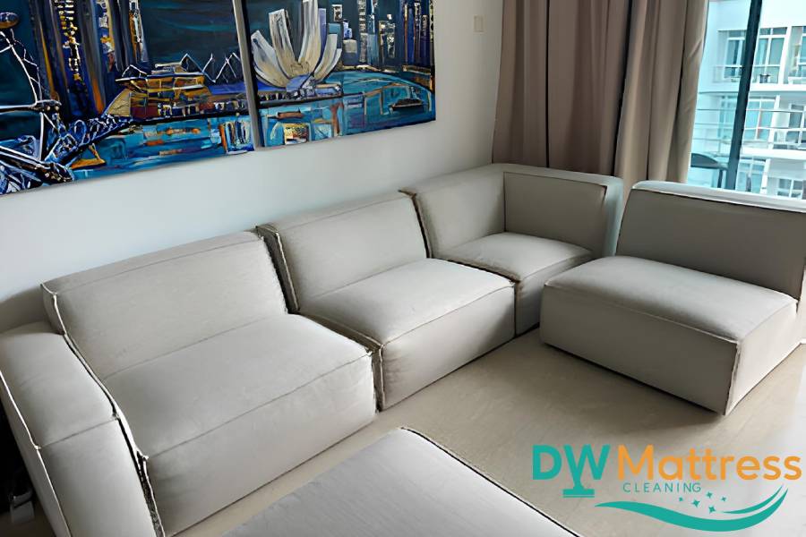 upholstery-cleaning-services-dw-mattress-cleaning-singapore-hdb-tampines
